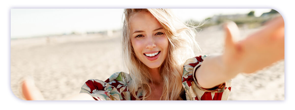 The James Clinic Blog Post Header Image how dental veneers can give you a celebrity smile